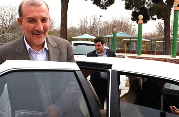 مجلس حامی سیاست‌های ایران خودرو در جذب سرمایه‌های خارجی است