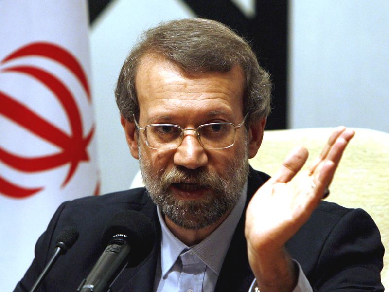 لاریجانی: قراردادها با تظاهرات اصلاح نمی شود
