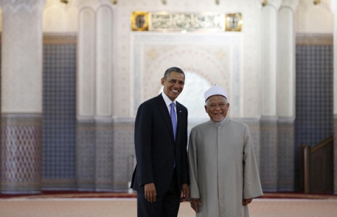 حضور اوباما در مسجد پس از 8 سال