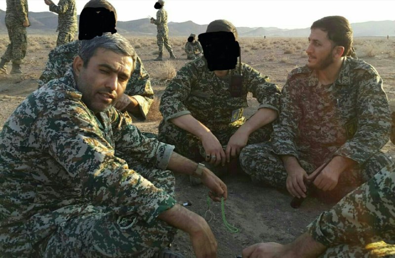 سخني با كساني كه با رهبر عزيزمان فاصله گرفته اند سخني با كساني كه با رهبر عزيزمان فاصله گرفته اند
