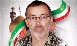شهید جواد محمدی فعال فرهنگی مشهدی با فرزند چند روزه اش