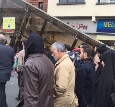 لبیک مردم به ندای رهبر معظم انقلاب در یوم الله 22 بهمن