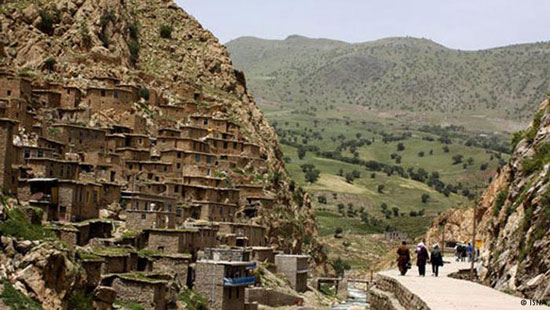 بازی با کلمات ،قطعا راه رسیدن به توسعه نیست