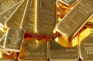 گمانه‌زنی‌ها در مورد تثبیت نرخ بهره، طلا را گران کرد