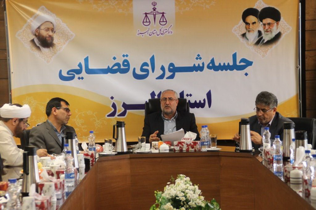 هیچ شخص یا ارگانی دارای مصونیت قضایی نیست هیچ شخص یا ارگانی دارای مصونیت قضایی نیست