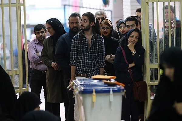 اخذ رأی در شهر تهران به پایان رسید/ رأیگیری تنها از حاضران در شعب انجام میشود اخذ رأی در شهر تهران به پایان رسید/ رأیگیری تنها از حاضران در شعب انجام میشود