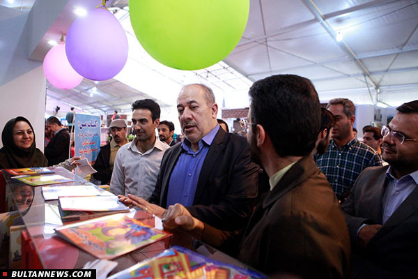 ۳۰۰ کتابخانه شهرداری تهران زیرنظر سازمان فرهنگی هنری قرارگرفت