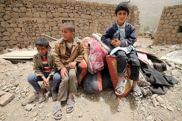 هشدار یونیسف به رفتار غیر اسلامی‌ آل سعود وکمبود شدید آب، مواد غذایی و دارو در یمن