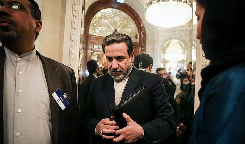 زیاده خواهی آشکار غرب و بازرسی از مراکز نظامی به بهانه مذاکرات هسته ای زیاده خواهی آشکار غرب و بازرسی از مراکز نظامی به بهانه مذاکرات هسته ای