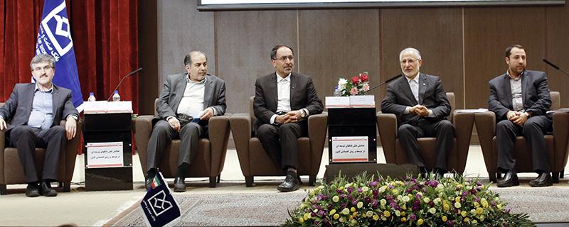 بانک مسکن می تواند تجربه خود در بخش مسکن را در اختیار سیاست گذار این بخش قرار دهد بانک مسکن می تواند تجربه خود در بخش مسکن را در اختیار سیاست گذار این بخش قرار دهد