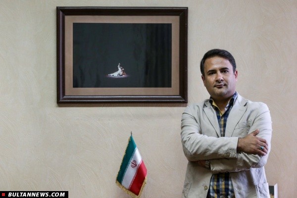 تأیید استعفایی دادویی، حاشیه های نمایش لیپ سینک و اجرای نمایش زبان اصلی تأیید استعفایی دادویی، حاشیه های نمایش لیپ سینک و اجرای نمایش زبان اصلی
