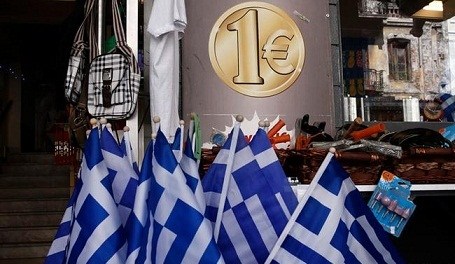 از یونانی ها بیاموزیم؛ کاهش سال های بازنشستگی، افزایش کار و مالیات بر ارزش افزوده