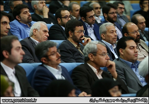 روحانی:با هدایت های مقام معظم رهبری پیش خواهیم رفت/حداد عادل: معیار وحدت ما تعلق به انقلاب اسلامی