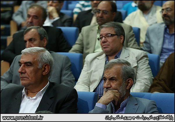 روحانی:با هدایت های مقام معظم رهبری پیش خواهیم رفت/حداد عادل: معیار وحدت ما تعلق به انقلاب اسلامی