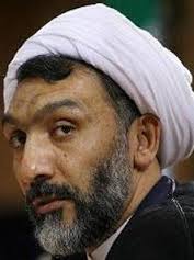 توصیه می کنم هیچ کس از حدش خارج نشود / از زندان زدایی استقبال می کنیم توصیه می کنم هیچ کس از حدش خارج نشود / از زندان زدایی استقبال می کنیم