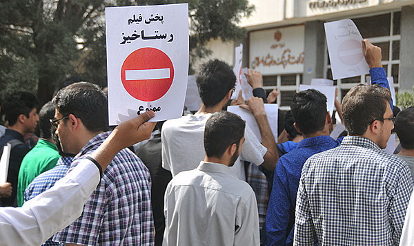 استقبال طنز نویس قانون از اظهارات مهرجویی درباره گرفتن مجوز از کف خیابان‌ها