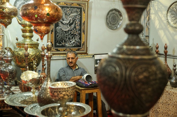 35 هزار هنرمند صنایعدستی در نوبتِ بیمه شدن 35 هزار هنرمند صنایعدستی در نوبتِ بیمه شدن