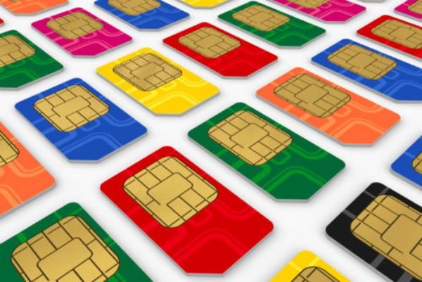 پروانه فعالیت اپراتور سوم موبایل اصلاح می شود پروانه فعالیت اپراتور سوم موبایل اصلاح می شود