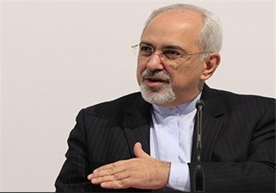 آثار استاد فرشچیان را به فردی هدیه دادم که برای ما لاف قدرت میزد آثار استاد فرشچیان را به فردی هدیه دادم که برای ما لاف قدرت میزد