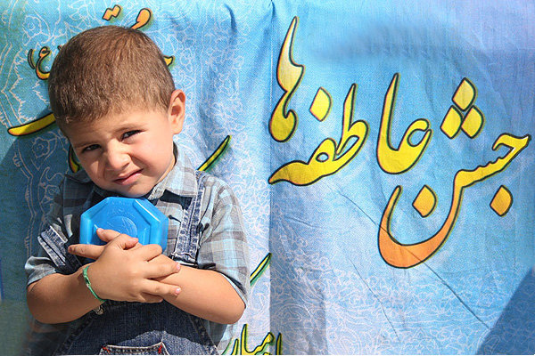 جشن عاطفه ها در ۴۰۰ مدرسه و ۲۰ مرکز جمع آوری اهر برگزار می شود جشن عاطفه ها در ۴۰۰ مدرسه و ۲۰ مرکز جمع آوری اهر برگزار می شود