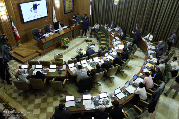 انتقاد ازطرح انتقال پایتخت انتقاد ازطرح انتقال پایتخت