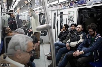 نظارت نامحسوس در واگنهای مترو نظارت نامحسوس در واگنهای مترو