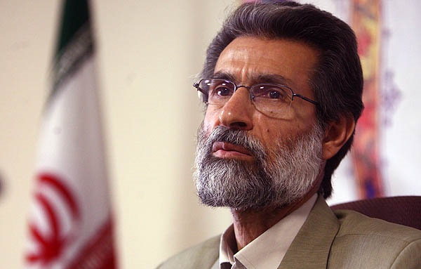 حضور سلمان رشدی در فرانکفورت علنا و عملا فتوای تاریخی امام(ره) را هدف قرار داده است