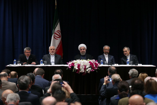 روحانی: آمریکا به سیاستهای خطرناک متحدان منطقه ای اش پایان دهد/  فصل جدیدی در روابط ایران با جهان
