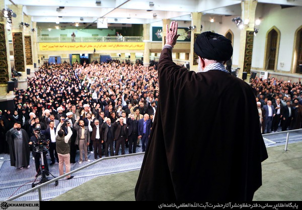 مرگ بر آمریکا پشتوانه قوی عقلانی دارد/غفلت از دشمن اصلی و پرداختن به منازعات درونی خطایی بزرگ است