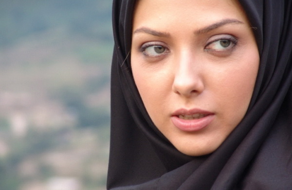 تمجید لیلا اوتادی از شهدای مدافع حرم +عکس