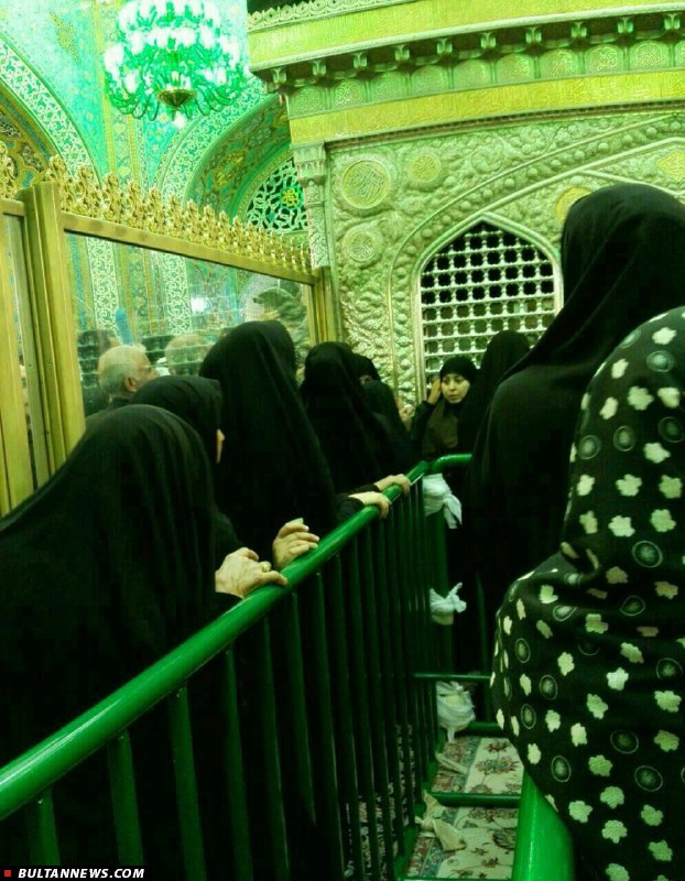 زیارت بدون هجمه و فشار ضریح امام رضا(ع) +عکس