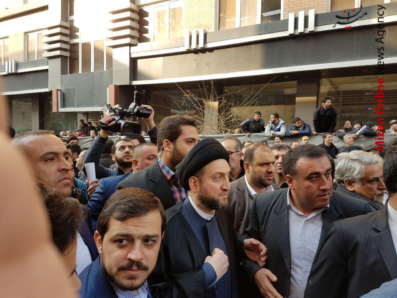 مقام معظم رهبری بر پیکر آیت الله هاشمی رفسنجانی نماز می خوانند مقام معظم رهبری بر پیکر آیت الله هاشمی رفسنجانی نماز می خوانند