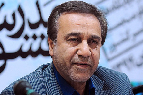 محمد گلریز: خانوادهام میگویند نخوان محمد گلریز: خانوادهام میگویند نخوان