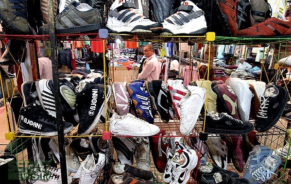 بازار کفش هنوز وارد دوره رونق نشده است/ صنعت کفش از قاچاق آسیب دید