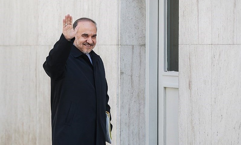 برداشت ۲ میلیارد از حساب استقلال سوءتفاهم بود/ استقلال خوزستان خودش مشکلش را حل کند