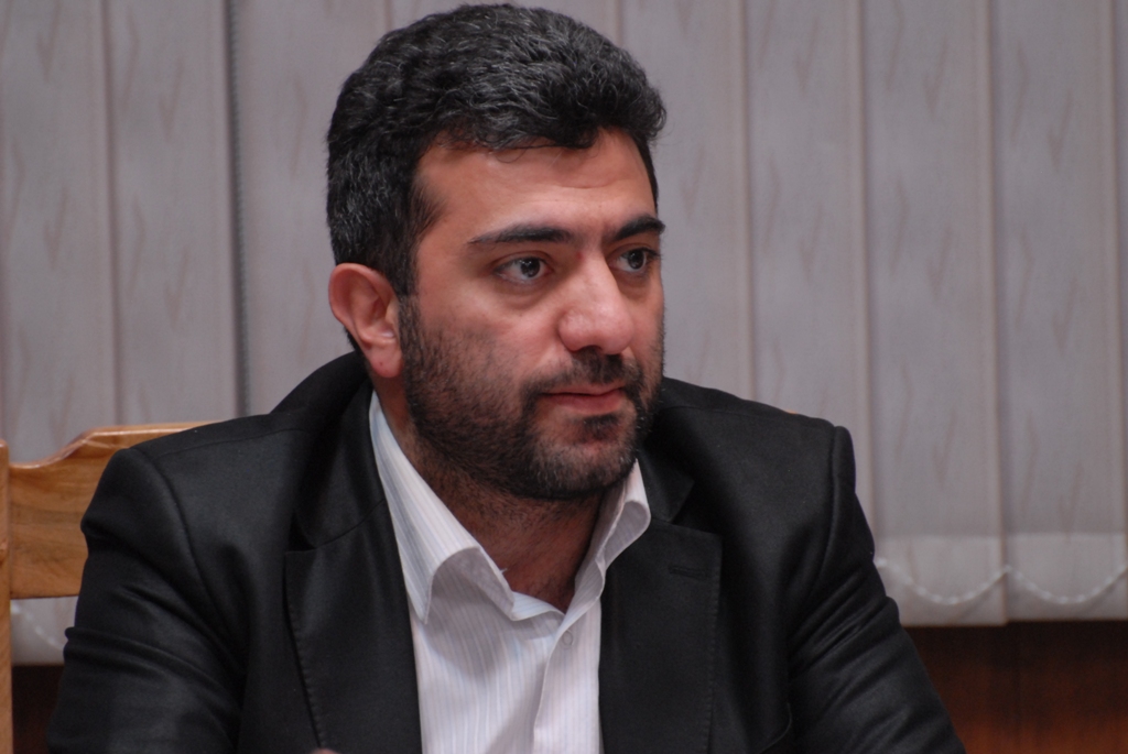 دولت باید از پروژه تله کابین ارومیه حمایت کند/ ضرورت دادن مجوزها و تسهیلات لازم دولت باید از پروژه تله کابین ارومیه حمایت کند/ ضرورت دادن مجوزها و تسهیلات لازم