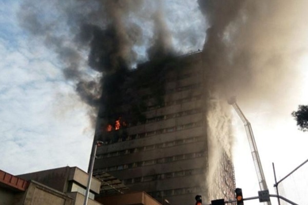 سردی مردم در اتفاق پلاسکو گردن مدیریت فرهنگی است سردی مردم در اتفاق پلاسکو گردن مدیریت فرهنگی است
