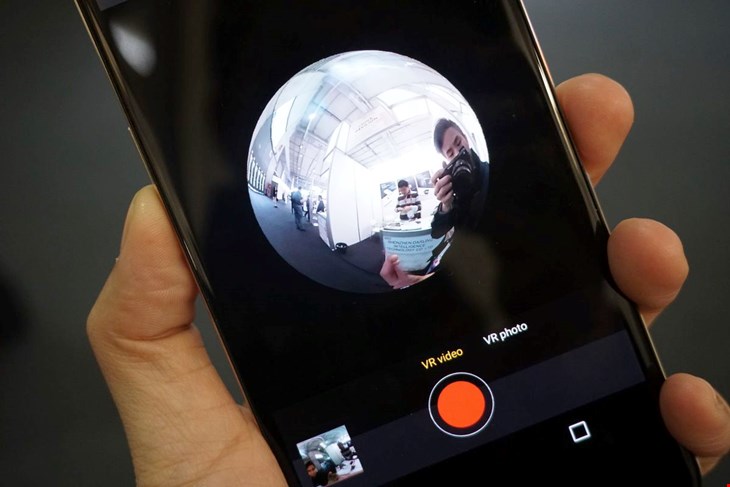 Darling اولین گوشی هوشمند جهان مجهز به دوربین 360 درجه است