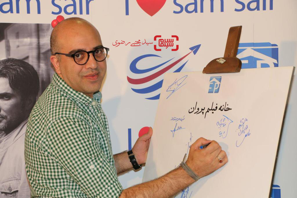 لطفا به فکر خود باشید و از جامعه دست بکشید آقای کارگردان!!!