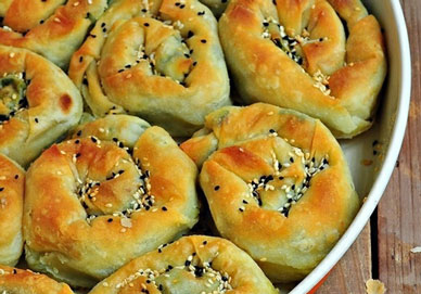 طرز تهیه بورک گردویی