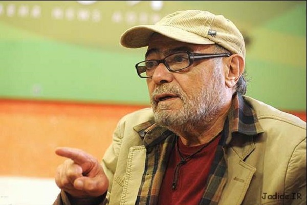 «چخوف»شمشیر نمی‌کشدتحلیل می‌کند