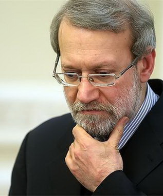 انتقاد لاریجانی از انقلابیونی که با هتاکی و بداخلاقی حیثیت دیگران را تخریب می‌کنند