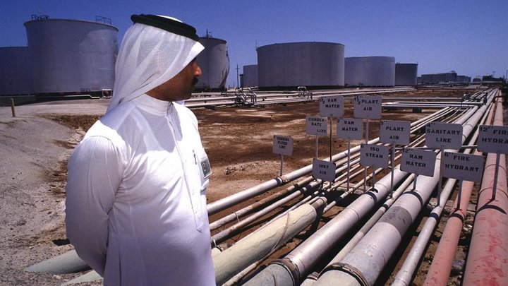 شاهزاده جوان اقتصاد عربستان را به کدام سو می برد؟