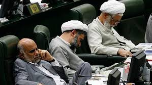 آیا فراکسیون تعاون و گمرک می تواند بحران قاچاق و تعاون را حل کند؟