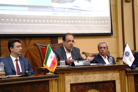 جلال پور: اتاق بازرگانی نباید نقش باشگاه سیاسی در مقابل دولت باشد جلال پور: اتاق بازرگانی نباید نقش باشگاه سیاسی در مقابل دولت باشد
