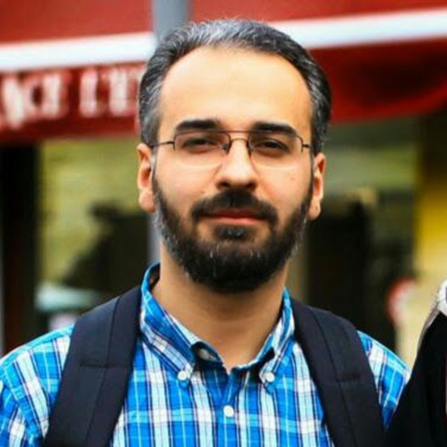 خبرگزاری تسنیم نقش کفن را در خانه بازی می کند