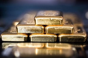 ادامه روند نزولی طلا در پی تقویت دلار/ هر اونس 1320 دلار