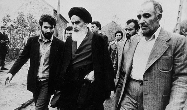 امام خمینی: اسلام از ما انتظار دارد امام خمینی: اسلام از ما انتظار دارد