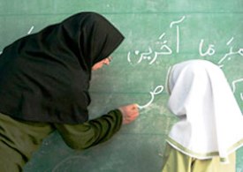40 سال عاشقی قدیمی ترین آموزگار کردستان 40 سال عاشقی قدیمی ترین آموزگار کردستان