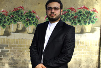 «زمزمههای آسمانی» شهید فاجعه «منا» مهمان جشنواره عمار میشود «زمزمههای آسمانی» شهید فاجعه «منا» مهمان جشنواره عمار میشود